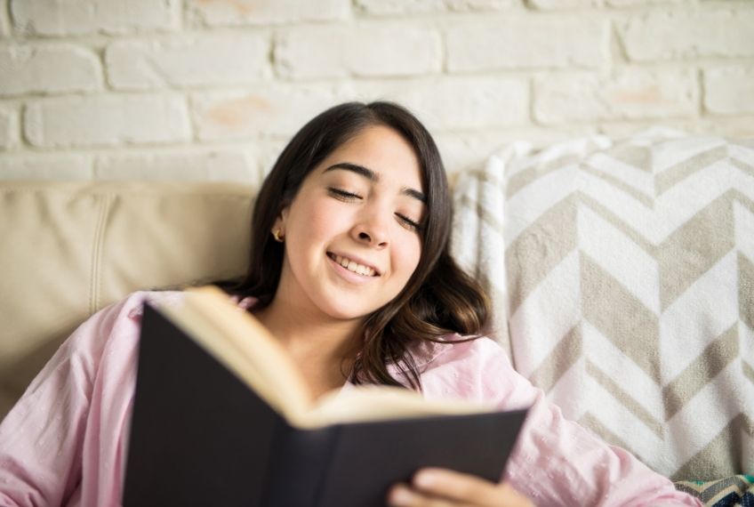 תנו לאהבה לעורר את הנפש: רומנים מומלצים במיוחד לחובבי הרומנטיקה